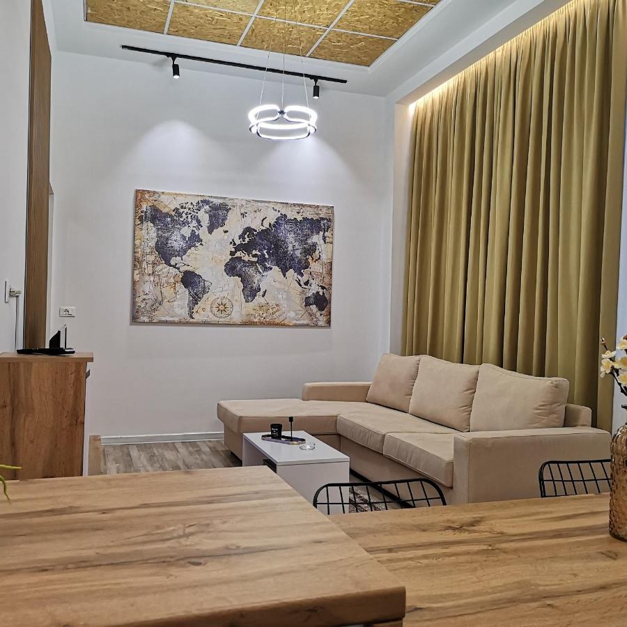 New Modern Apartment In The Center Of Тирана Екстер'єр фото